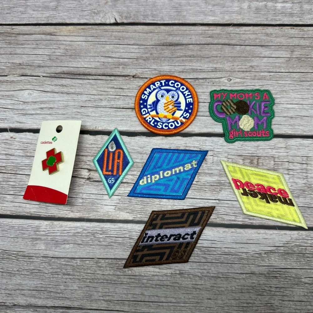 Girl Scout Patches And‎ Pin Lot